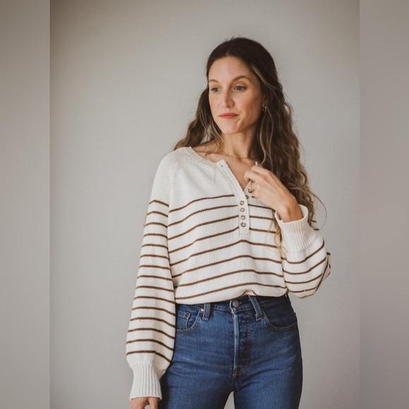 Sezane Sweaters - Women’s Henley Knit Long Sleeve Sweater In Caramel Stripe New